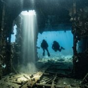 7 Beginner's Tips for Learning How to Scuba Dive Scuba Dive