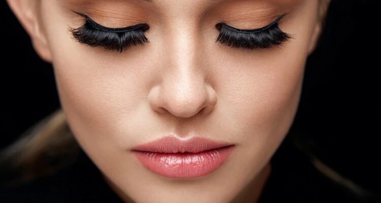 6 Common Misconceptions on Eyelash Extensions