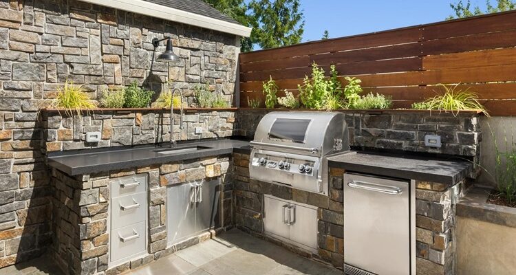 Exploring the Variety of Outdoor Quartz Countertops Outdoor Quartz Countertops